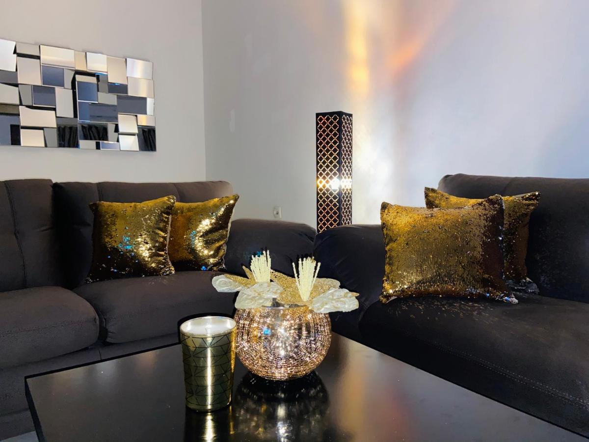 Gold Luxury Apartment Kumanowo Zewnętrze zdjęcie